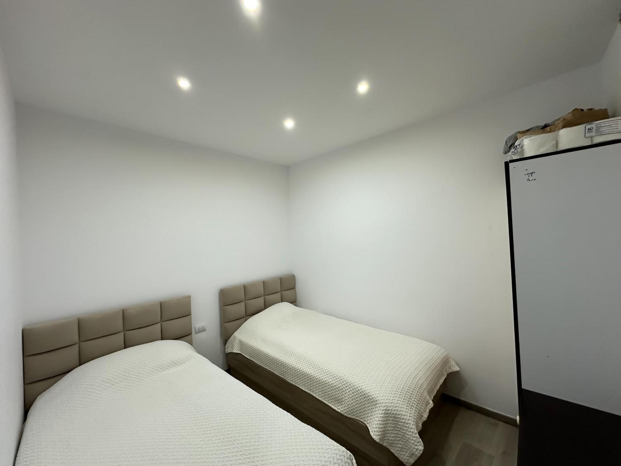 Royal Aparthotel Vlorë Buitenkant foto