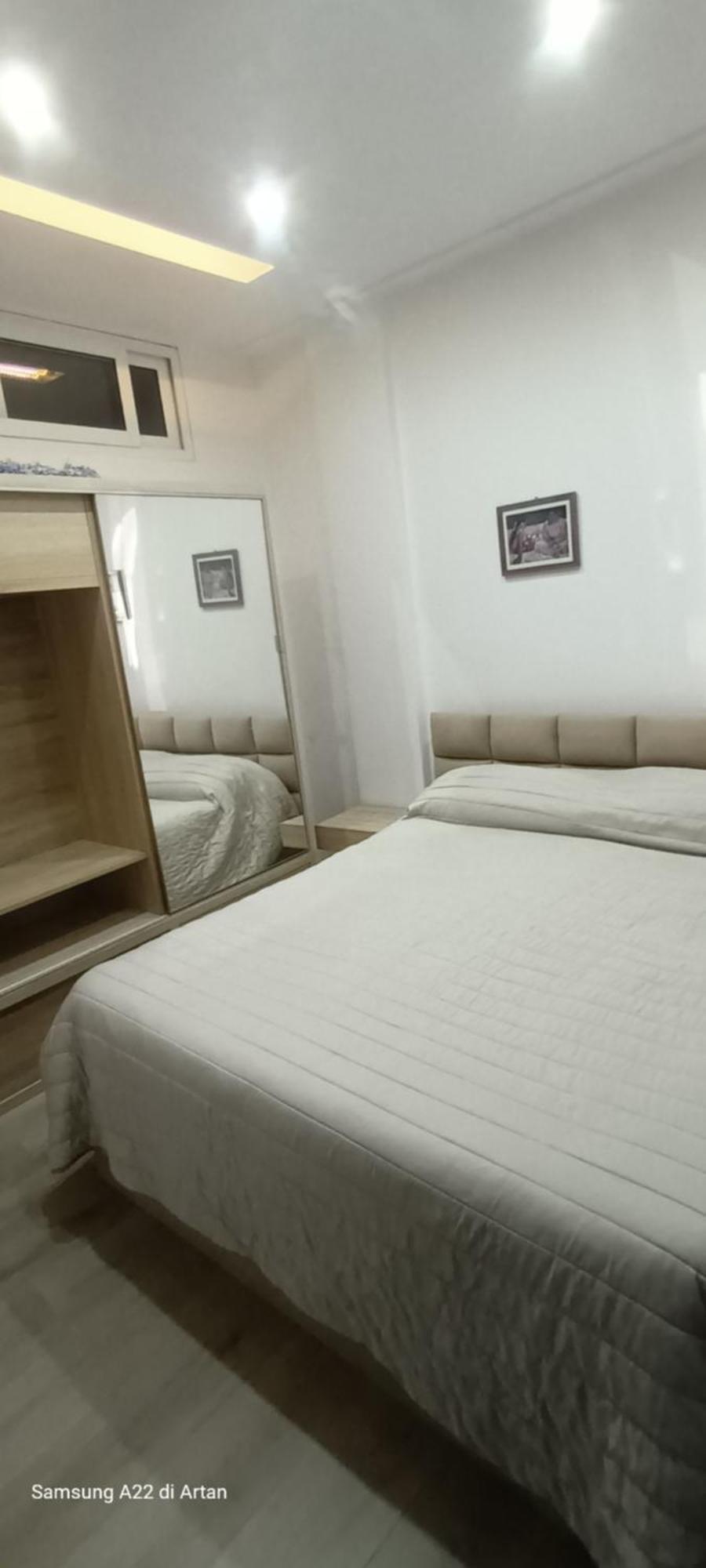 Royal Aparthotel Vlorë Buitenkant foto