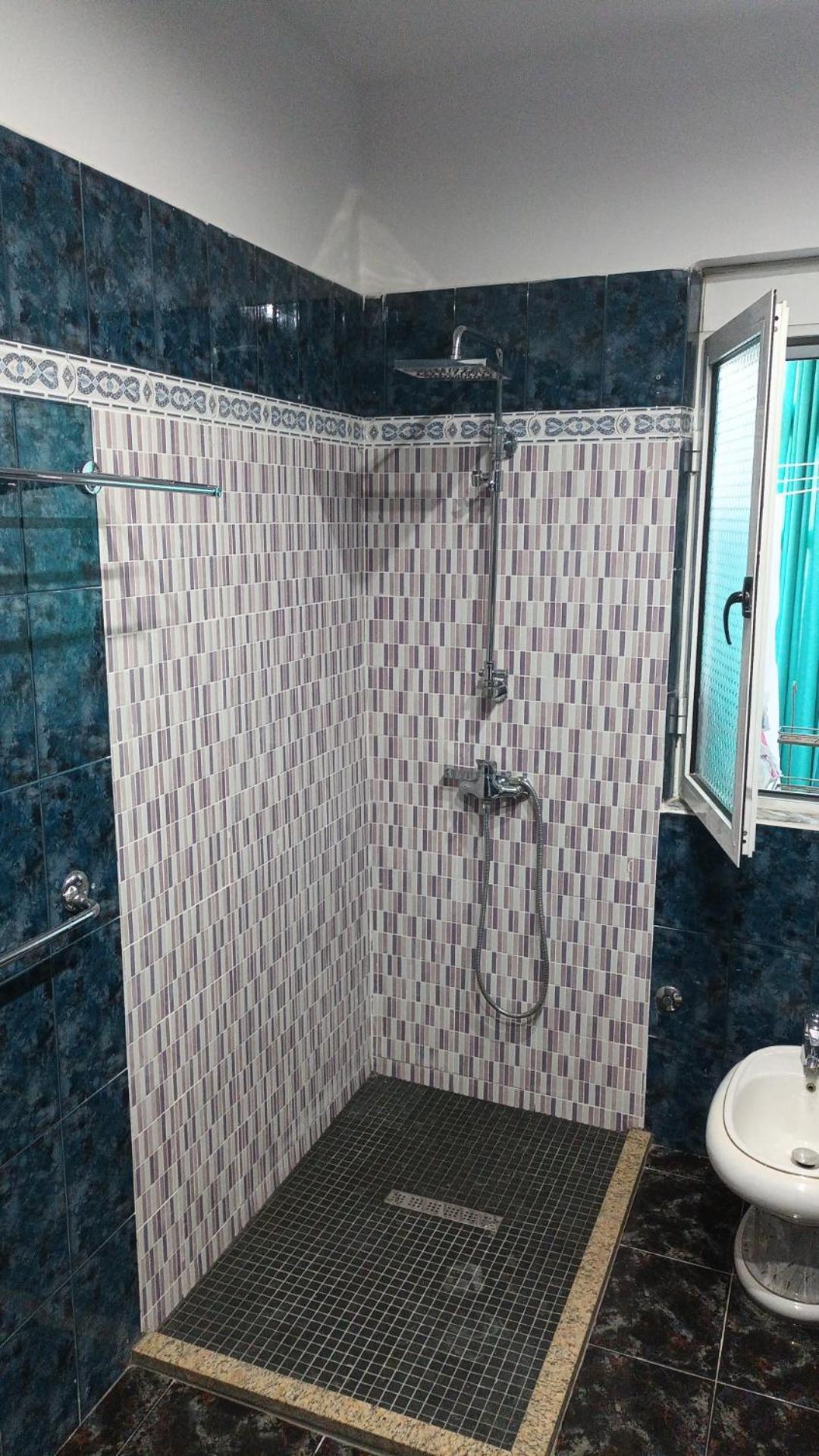 Royal Aparthotel Vlorë Buitenkant foto